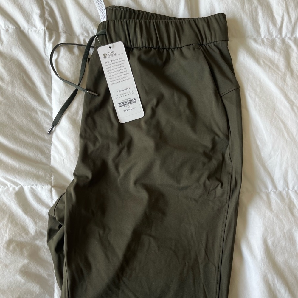 NWT CRZ Yoga 4 Way Stretch 7/8 Golf Pants Ankle Pants with Pockets